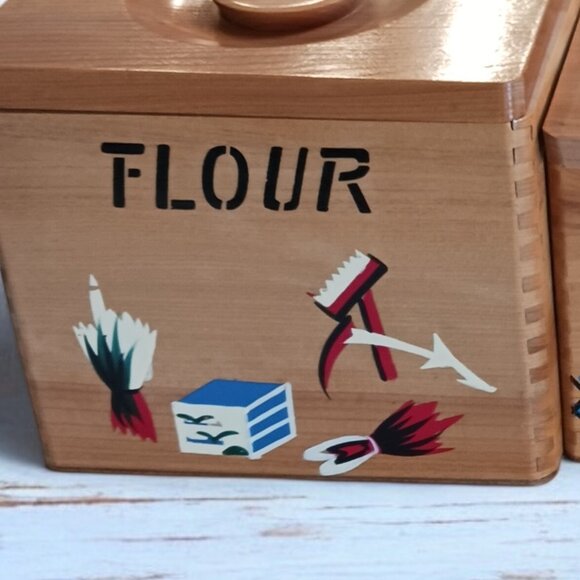 MCM Vintage Set of 3 Hand-Painted Wooden Nesting Canisters – Made in Jap… - Picture 11 of 13